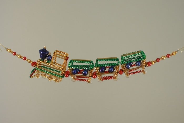 Vlaková souprava z perliček