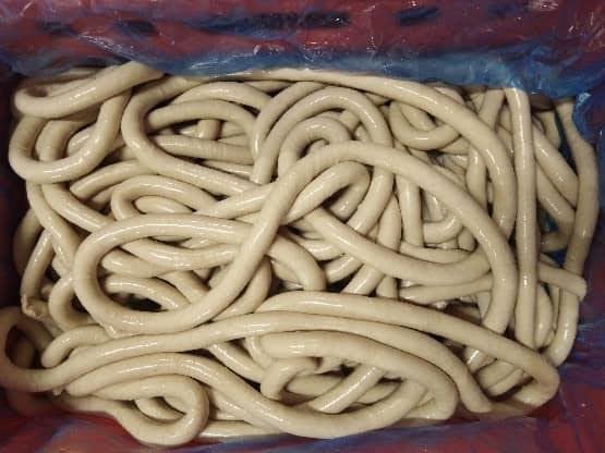 57 nálezů v kategorii nebezpečných potravin. Vinná klobása z Uzeniny Příbram. Ve výrobku byla zjištěna přítomnost patogenu Salmonella Brandenburg. Tento patogen může způsobit u lidí onemocnění Salmonelóza.