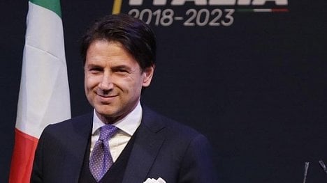 Náhledový obrázek - Italské populistické strany se opět dohodly na vládní koalici. Premiérem má být Conte