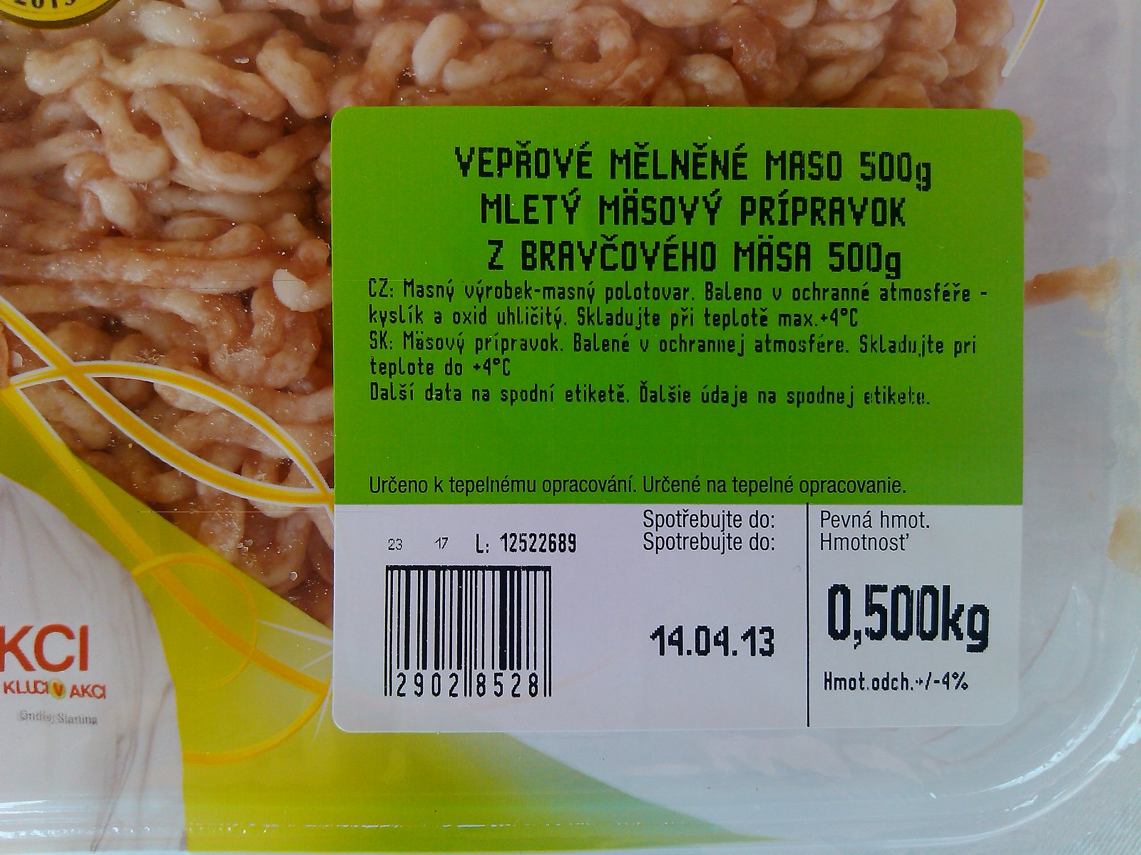 Vepřové mělněné maso, polotovar: 97 % masa, 0,5 kg za 59,90 Kč, 119,80 Kč/kg výrobku, obsahuje stabilizátor