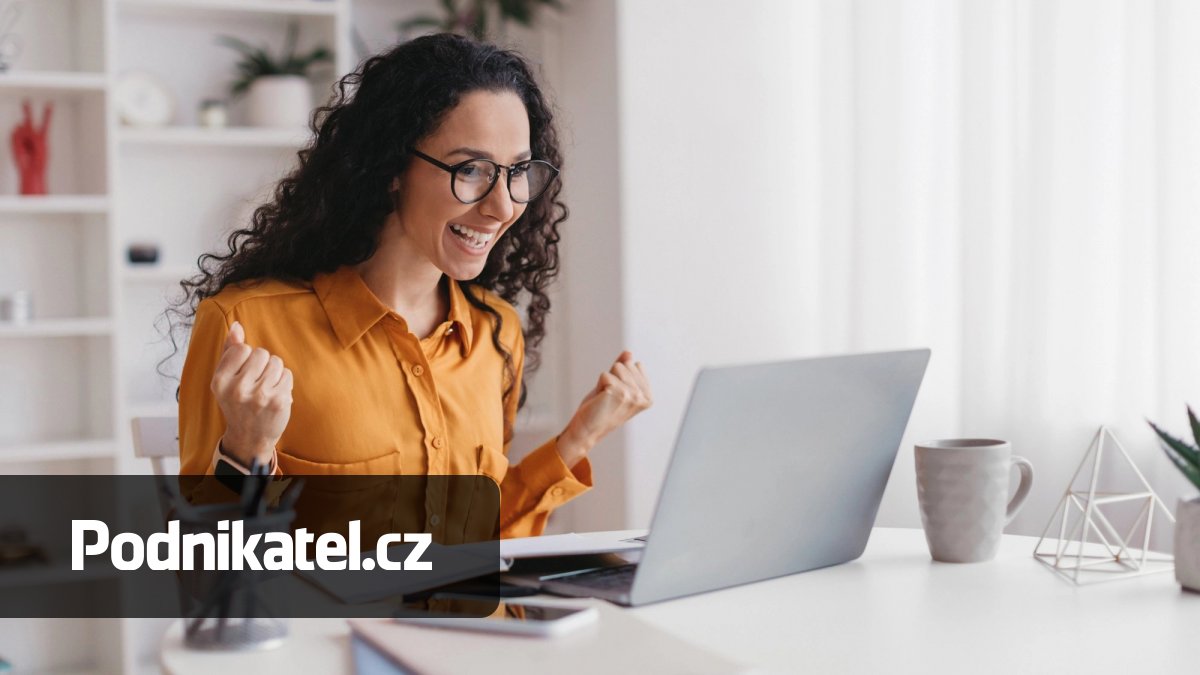 Sociálka radí, jak postupovat při vyplnění přehledu o příjmech a výdajích online