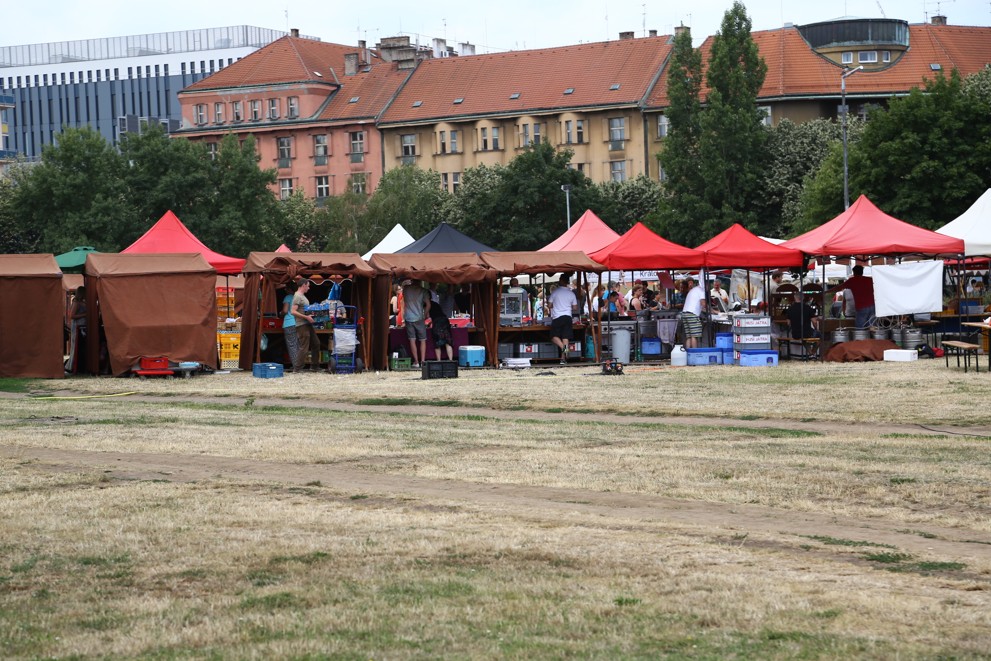 Farmářské tržiště Kulaťák