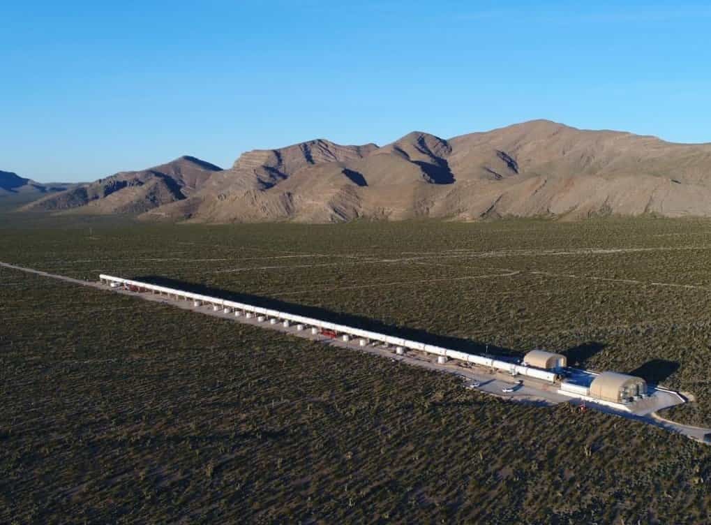 2016-08-hyperloop-one-v-evropc49b-7.jpg