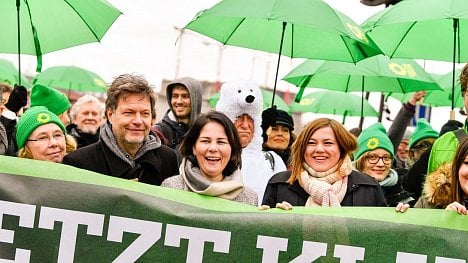Náhledový obrázek - V Německu by mohla vládnout zeleno-rudá koalice. Žádá ekologickou a sociální revoluci