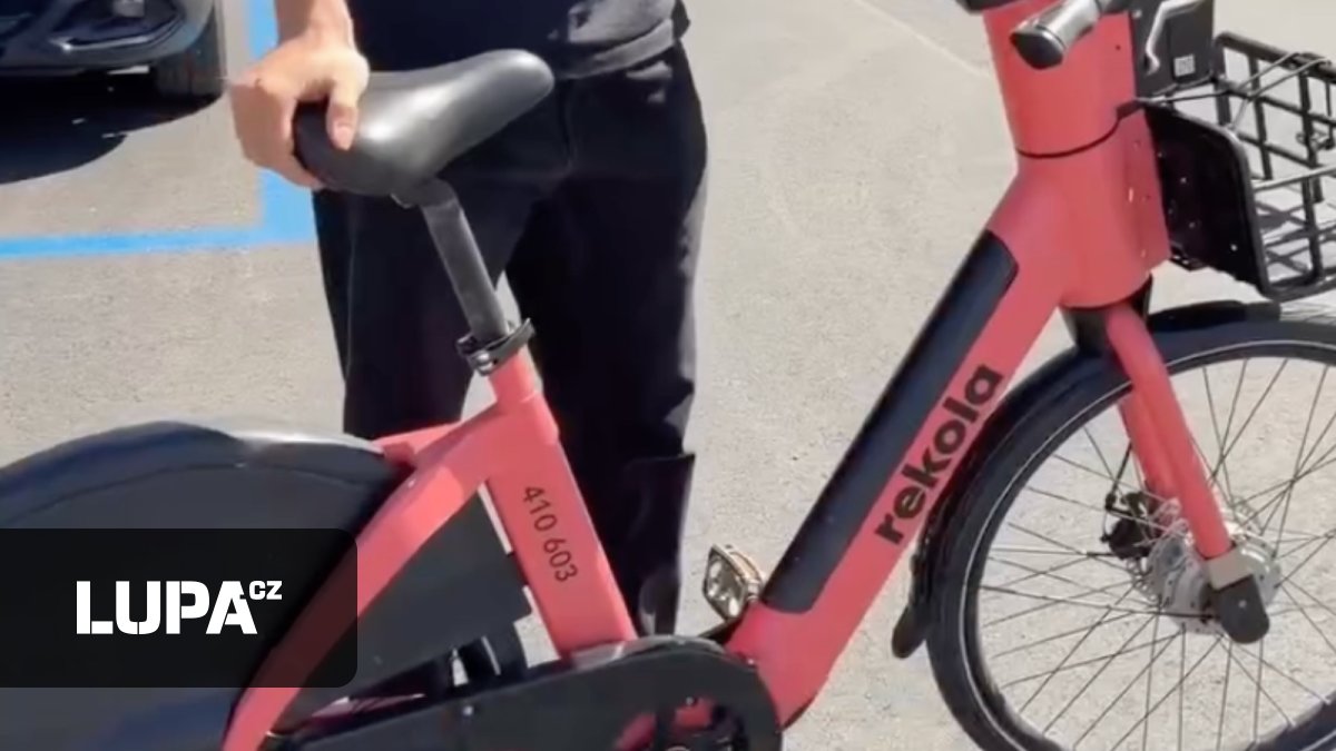 Rekola nasazují do Prahy okolo 300 elektrokol - Lupa.cz