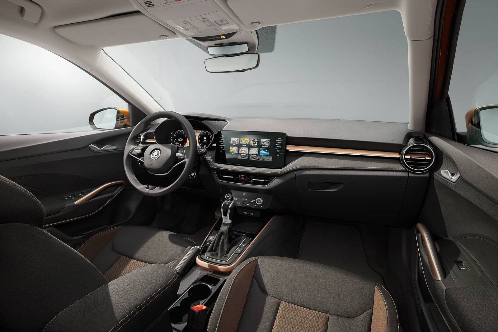 2021-05-skoda-fabia-4gen-10.jpg