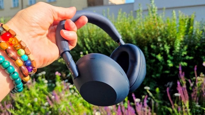 Recenze Sony WH-1000XM6: královské ticho k nezaplacení a zvuk, co hraje všemi barvami