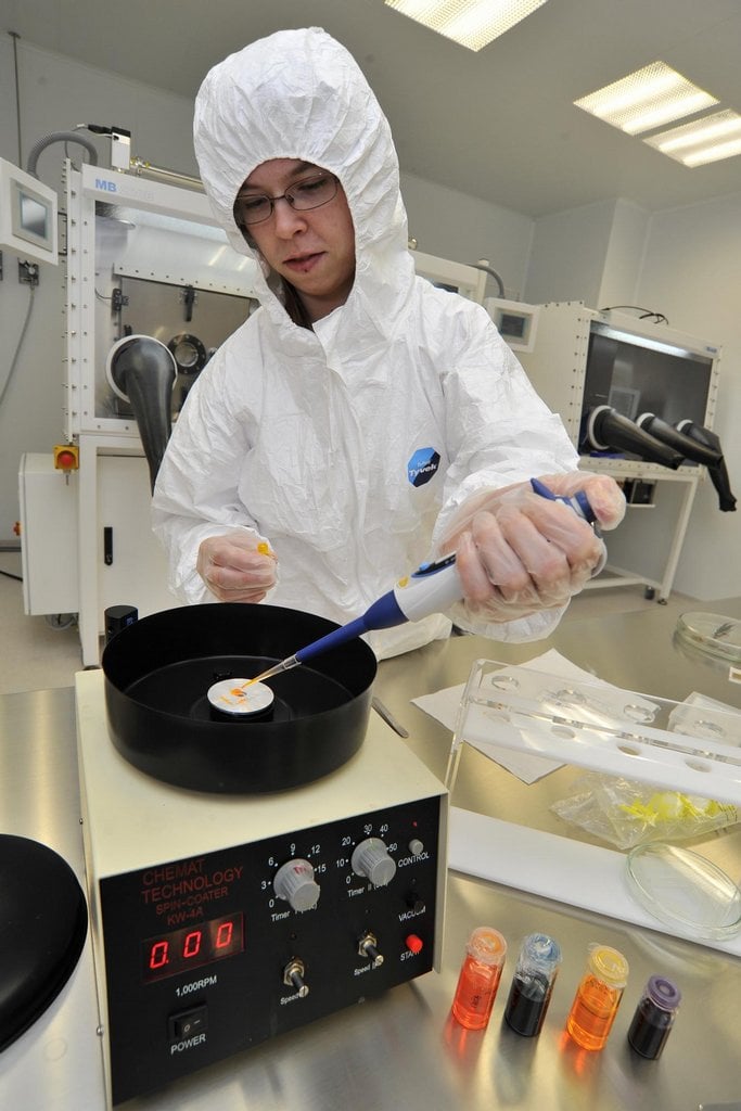 2011-12-vc49bdci-vut-pc599i-vc3bdvoji-fotovoltaickc3bdch-textili