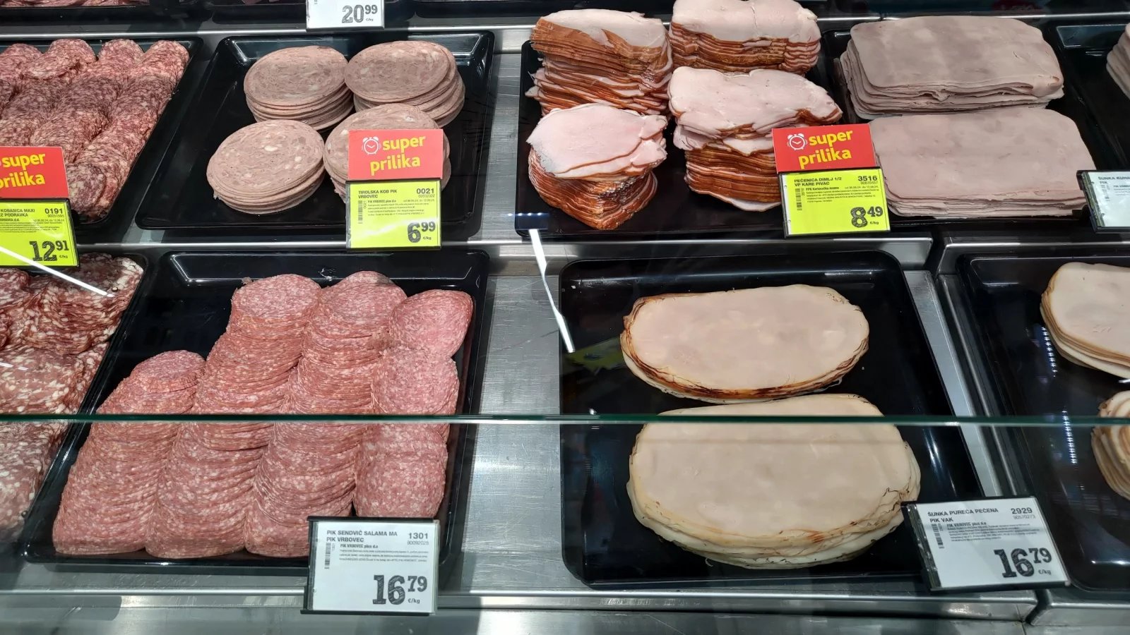 Ceny potravin v Chorvatsku. Konzum, město Krk na ostrově Krk. (9. 6. 2024)