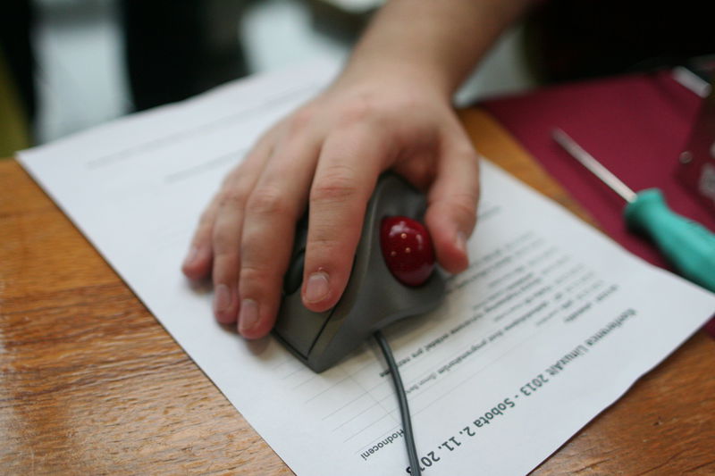 Mobilní systémy (LinuxAlt)