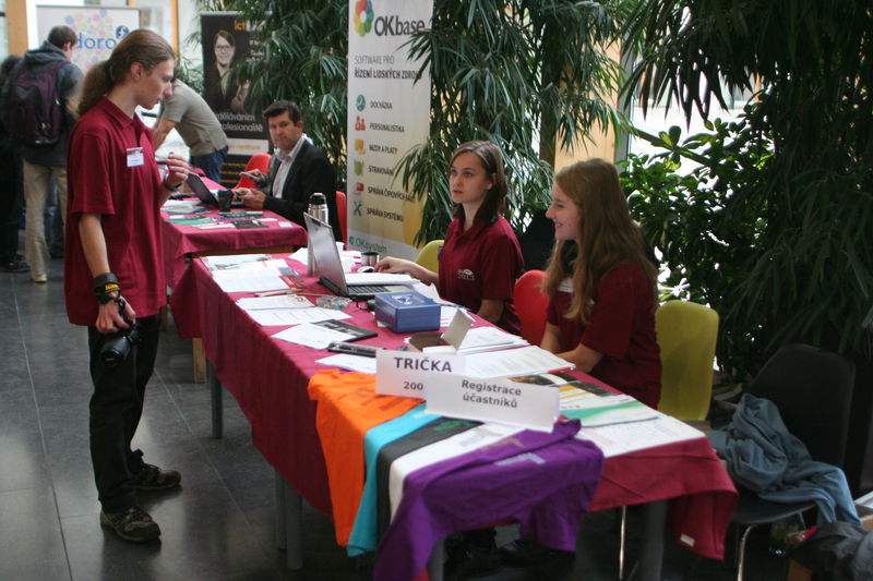 Mobilní systémy (LinuxAlt)