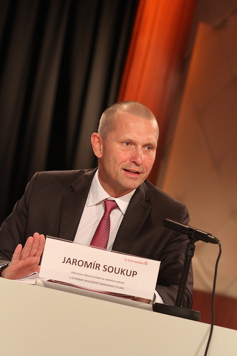První tisková konference TV Barrandova s Jaromírem Soukupem