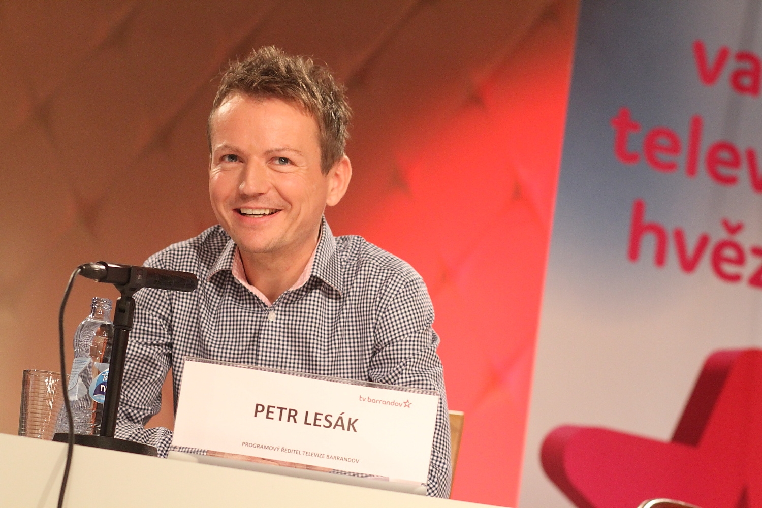 První tisková konference TV Barrandova s Jaromírem Soukupem