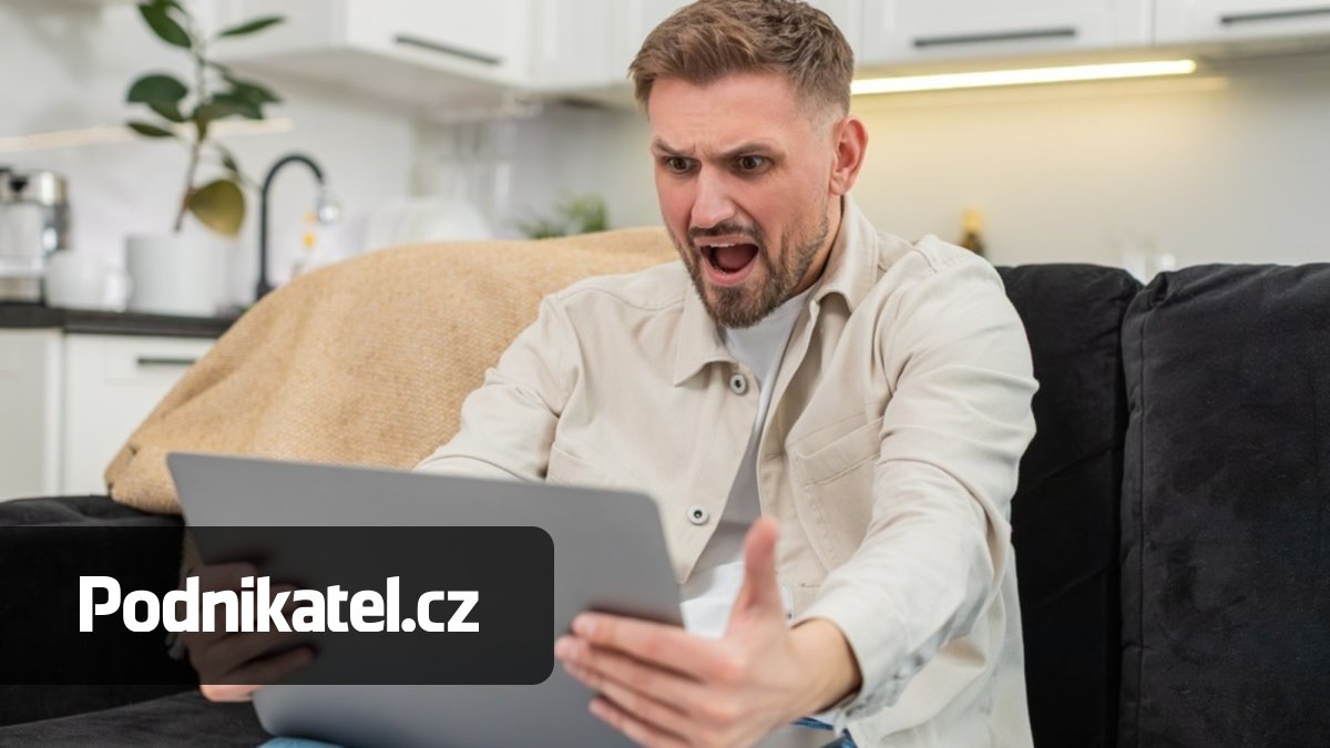 „Chybí mi tam 9 let, pohoda.“ Sítě plní zkušenosti s nepořádkem v evidenci ČSSZ