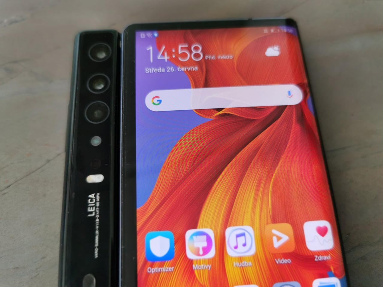 Ohebný chytrý telefon Huawei Mate X 5G