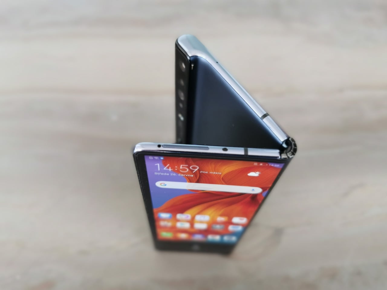 Ohebný chytrý telefon Huawei Mate X 5G