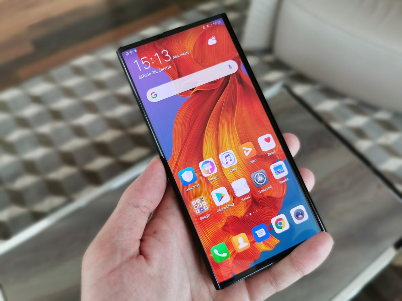 Ohebný chytrý telefon Huawei Mate X 5G