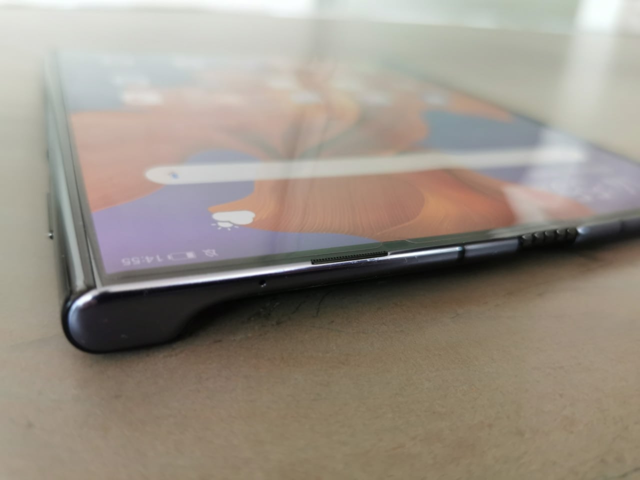 Ohebný chytrý telefon Huawei Mate X 5G