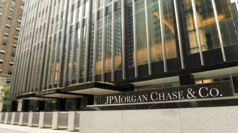 Náhledový obrázek - Rozvoj umělé inteligence by mohl být pro ekonomiku stejně důležitý jako elektřina, uvedl šéf JPMorgan Chase Dimon