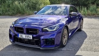 Náhledový obrázek - Test: BMW M2 CS (2026) je jako žiletka, kterou se musíte naučit používat. Lepší „eMko“ v nabídce nenajdete