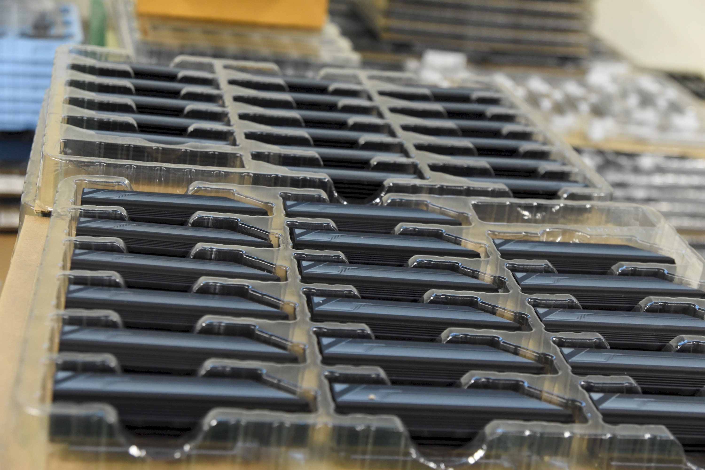 Exkurze v továrně Gigabyte na základní desky a grafické karty