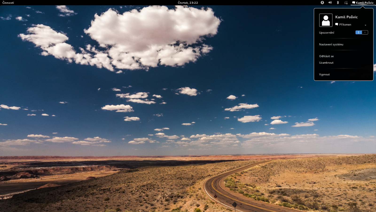 Mageia 3 - uživatelské prostředí GNOME