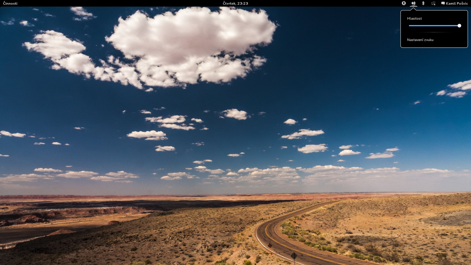 Mageia 3 - uživatelské prostředí GNOME