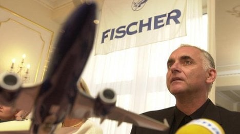 Náhledový obrázek - Podnikatel Fischer zahájil arbitráž proti Česku kvůli zadrženým boeingům