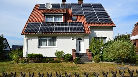 Náhledový obrázek - Dotace na fotovoltaiku je určená pro rodinné i bytové domy. Výše příspěvku závisí na výkonu systému