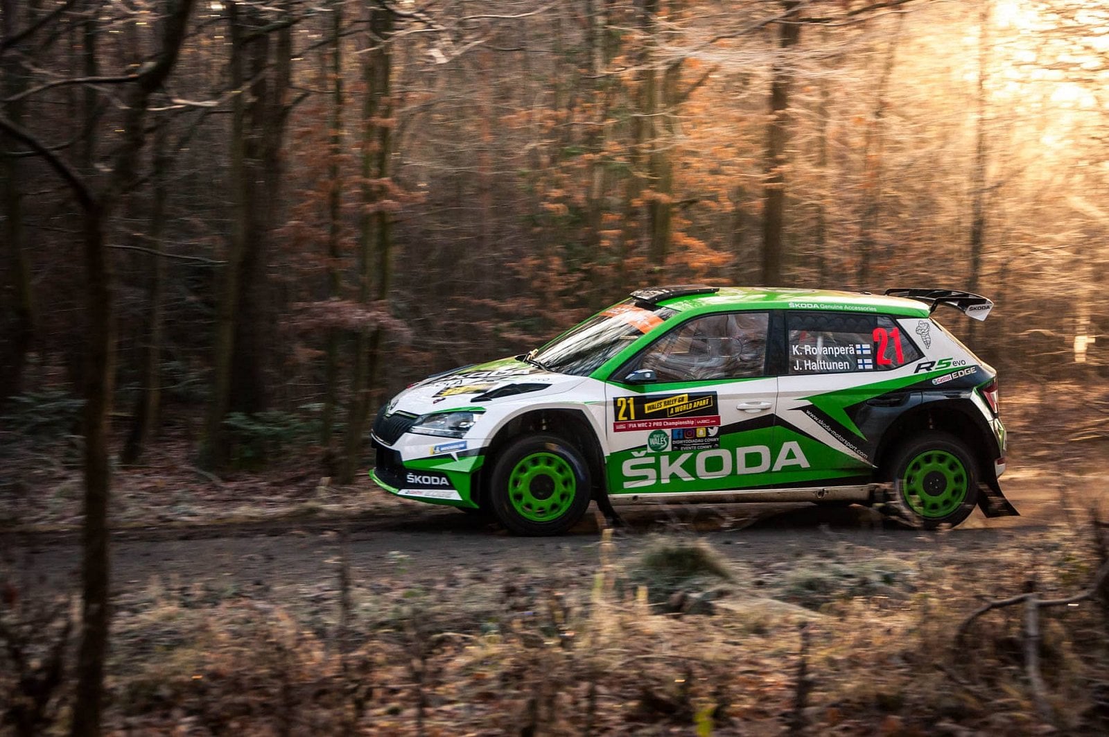 2019-12-skoda-fabia-r5-16-of-21.jpg