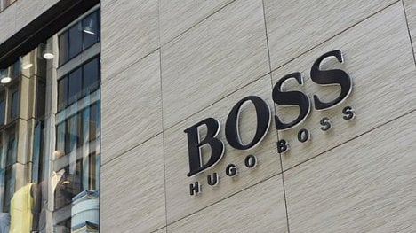 Náhledový obrázek - Hugo Boss roste v Číně, jinak ale klesá. Zisk mu propadl o 39 procent