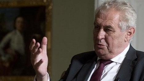 Náhledový obrázek - Zeman: Chartu jsem nepodepsal, protože za mnou nikdo nepřišel