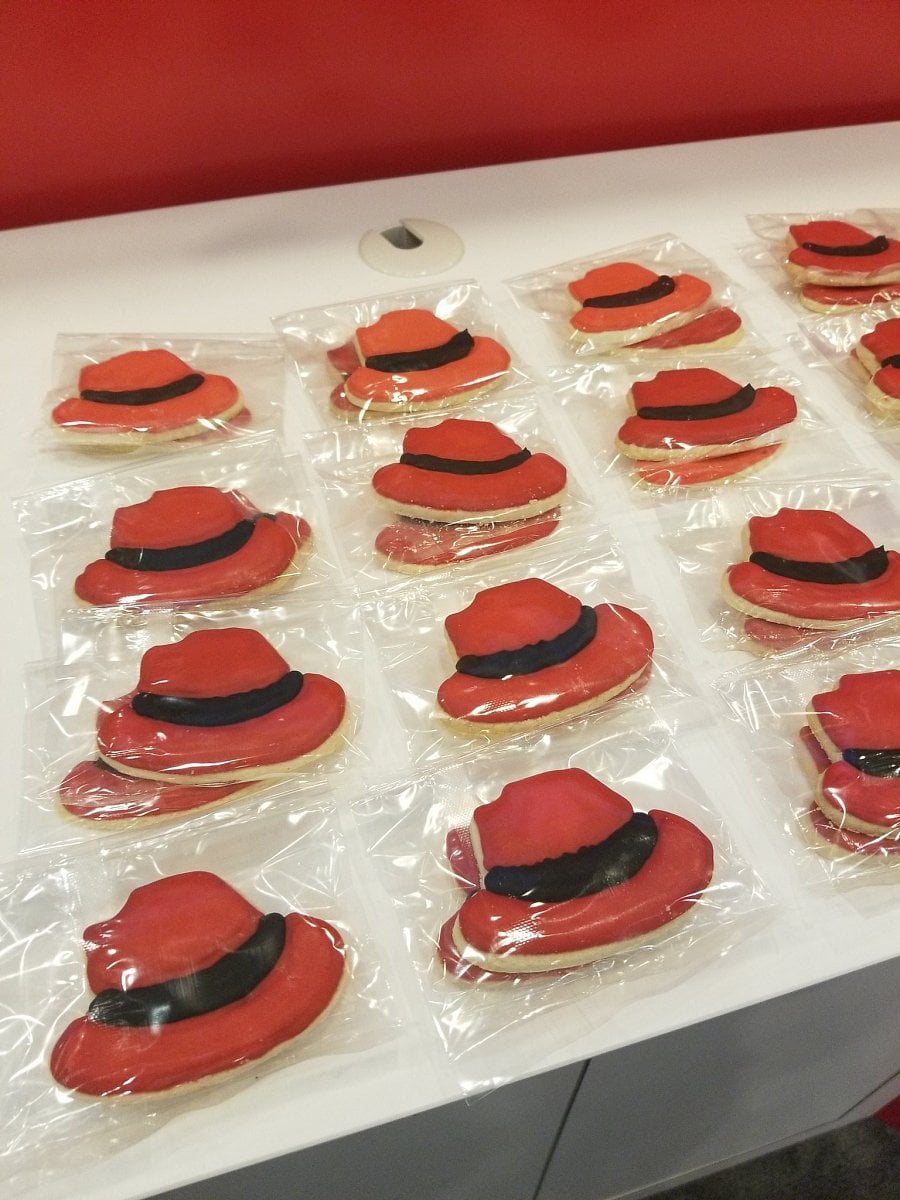 Je libo kloboukovou sušenku?