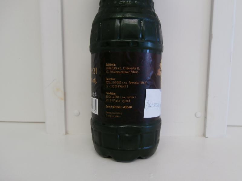 Víno červené, Srbsko: Víno bylo falšováno přídavkem syntetického glycerolu