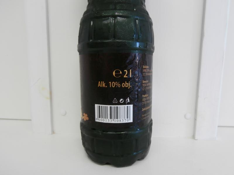 Víno červené, Srbsko: Víno bylo falšováno přídavkem syntetického glycerolu