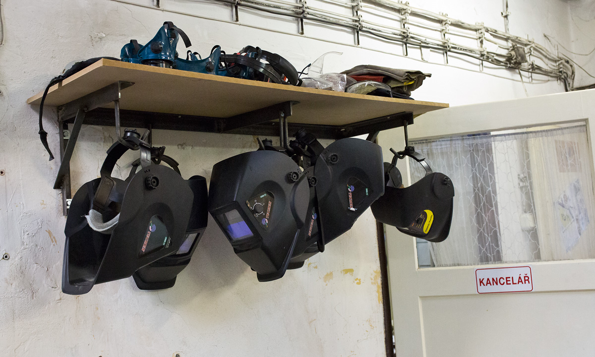 Do it yourself - to je heslo hodinové dílny Hanka Duka.