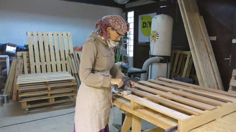 Do it yourself - to je heslo hodinové dílny Hanka Duka.