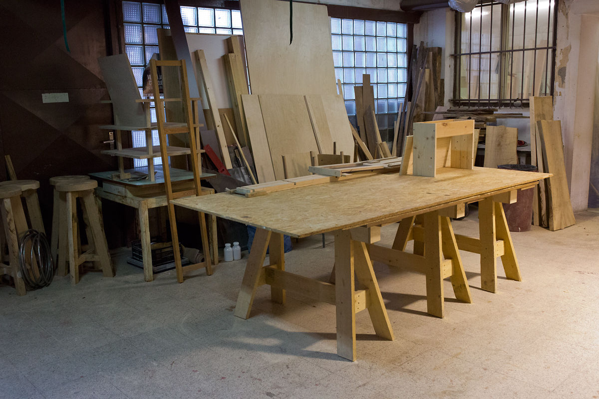 Do it yourself - to je heslo hodinové dílny Hanka Duka.