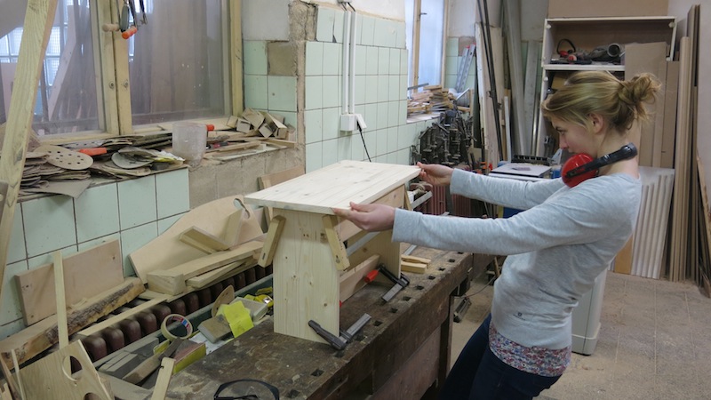 Do it yourself - to je heslo hodinové dílny Hanka Duka.