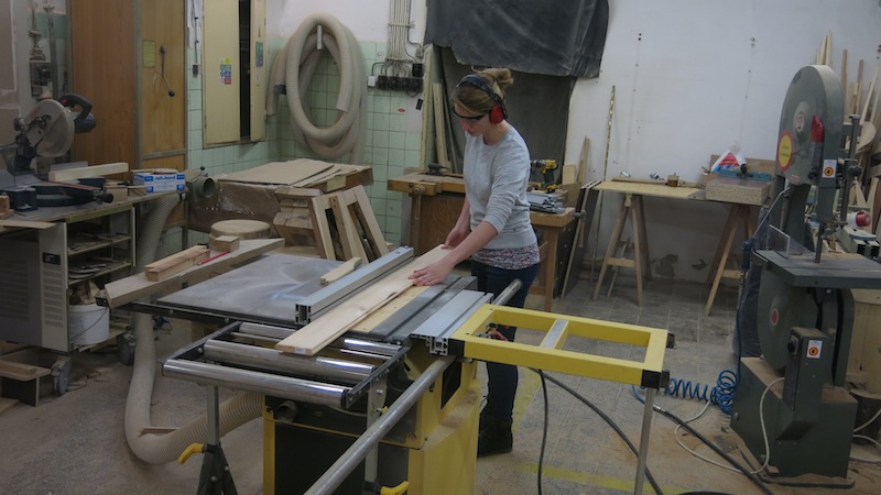 Do it yourself - to je heslo hodinové dílny Hanka Duka.