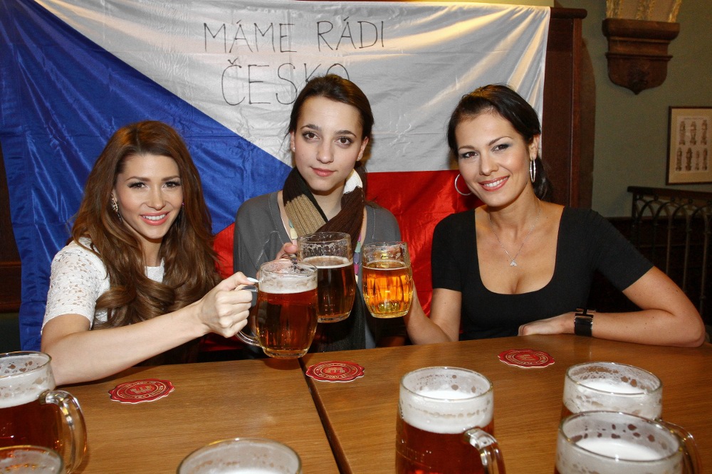 Nudistky propagovaly novou soutěžní show Máme rádi Česko