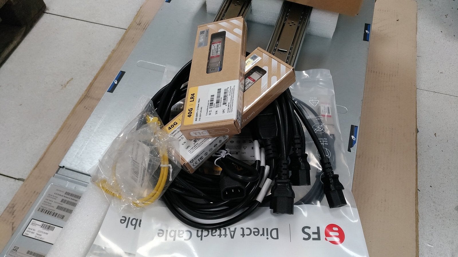 Servery Moonshot Wedos