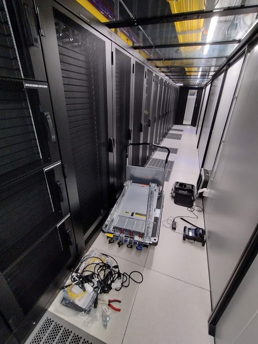 Servery Moonshot Wedos