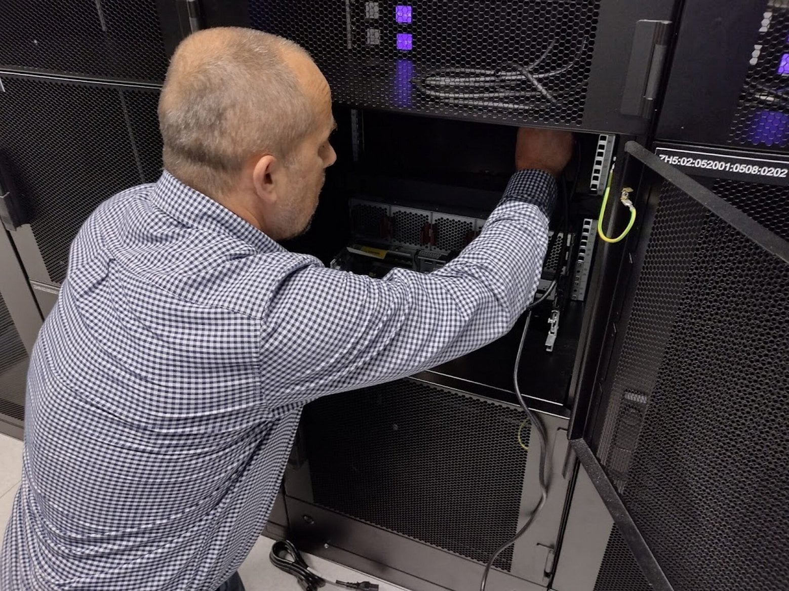 Servery Moonshot Wedos