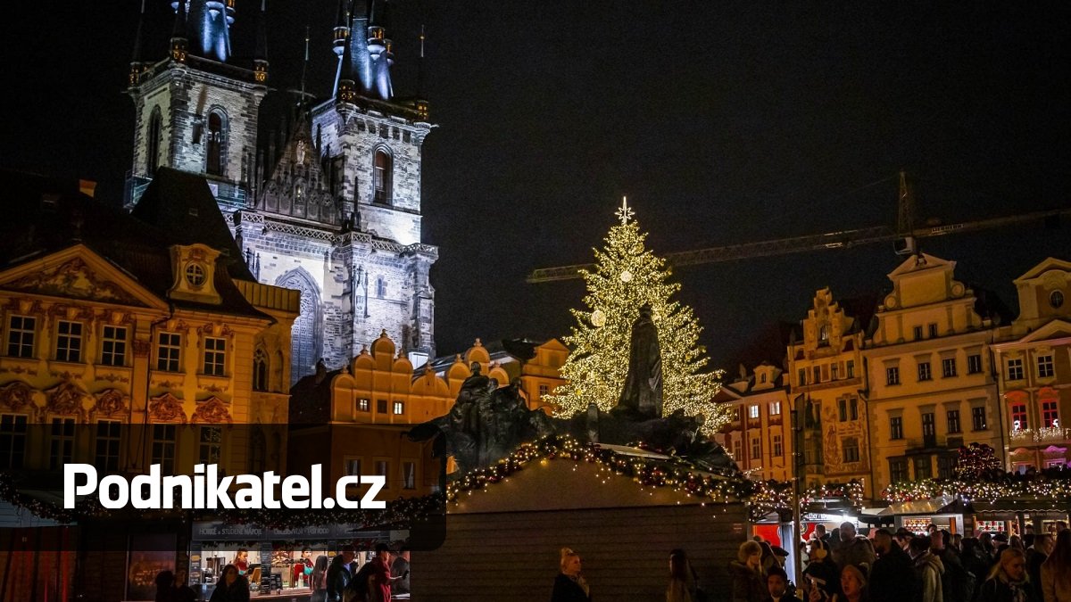 Když se Praha rozsvítí: Prohlédněte si fotky vánoční výzdoby v centru města