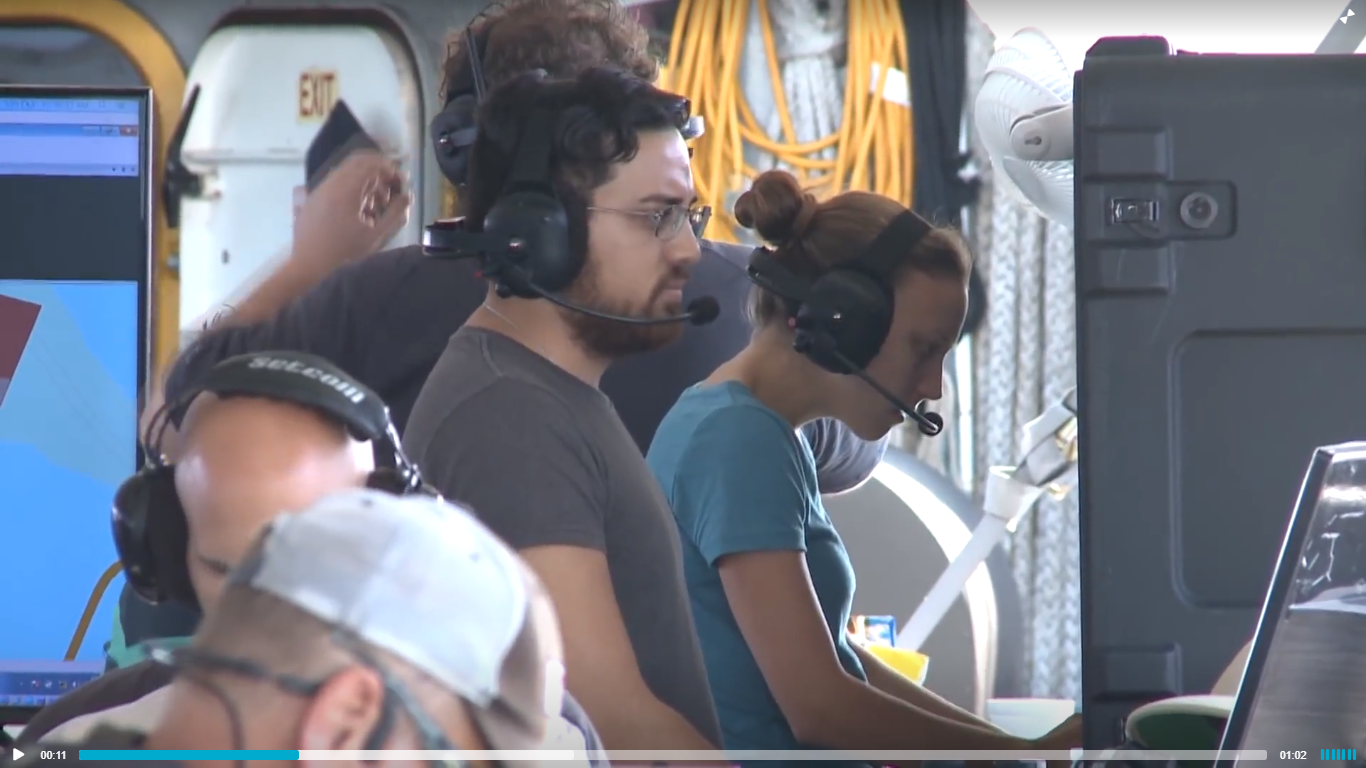 Válka a zbraně III, Film Popular