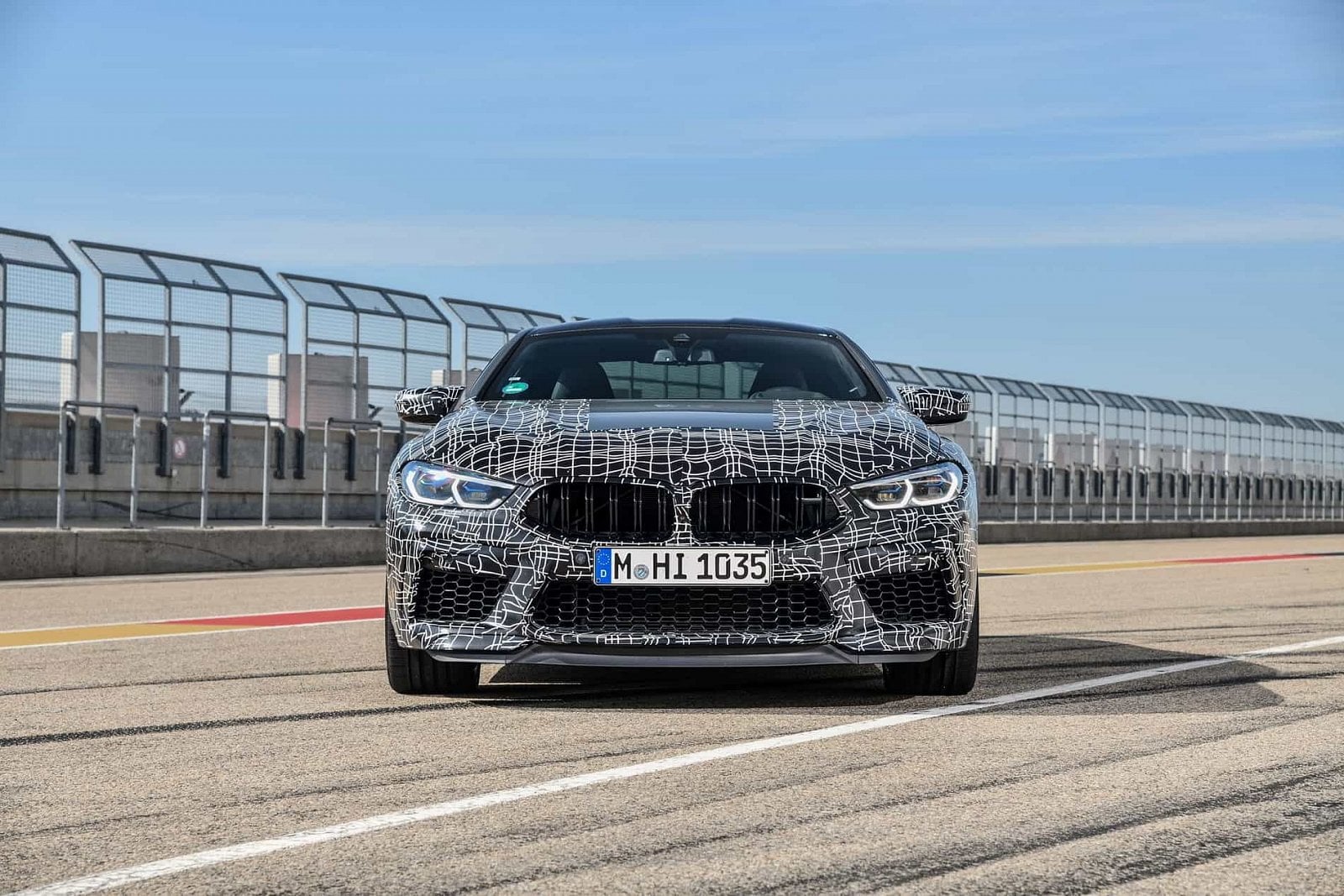 2019-05-BMW-M8_19.jpg