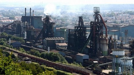 Náhledový obrázek - ArcelorMittal se ke konci roku vrátil vrátil k zisku, vydělal přes deset miliard