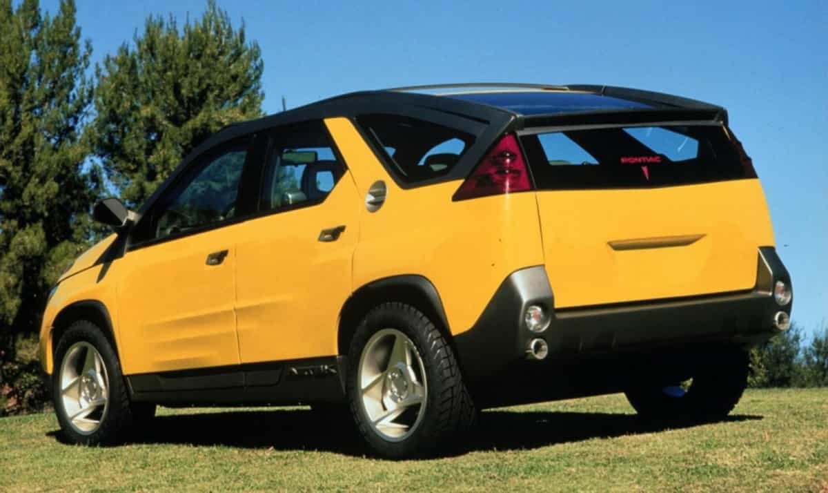 2019-02-pontiac-aztek_12.jpg