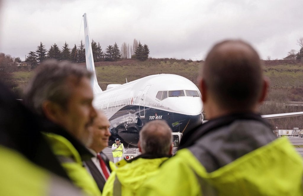 2012-05-test-novc3a9ho-letounu-boeing-737-max-c48dtk-2.jpg